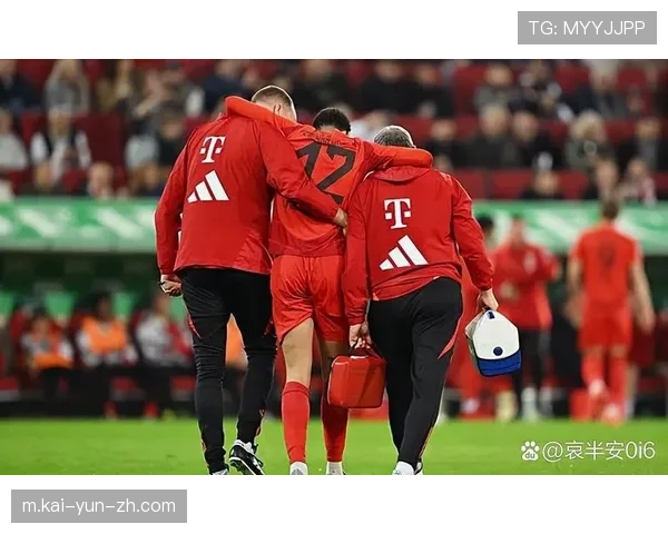 拜仁虽强但防线存隐忧 对阵强队时失误频率需警惕